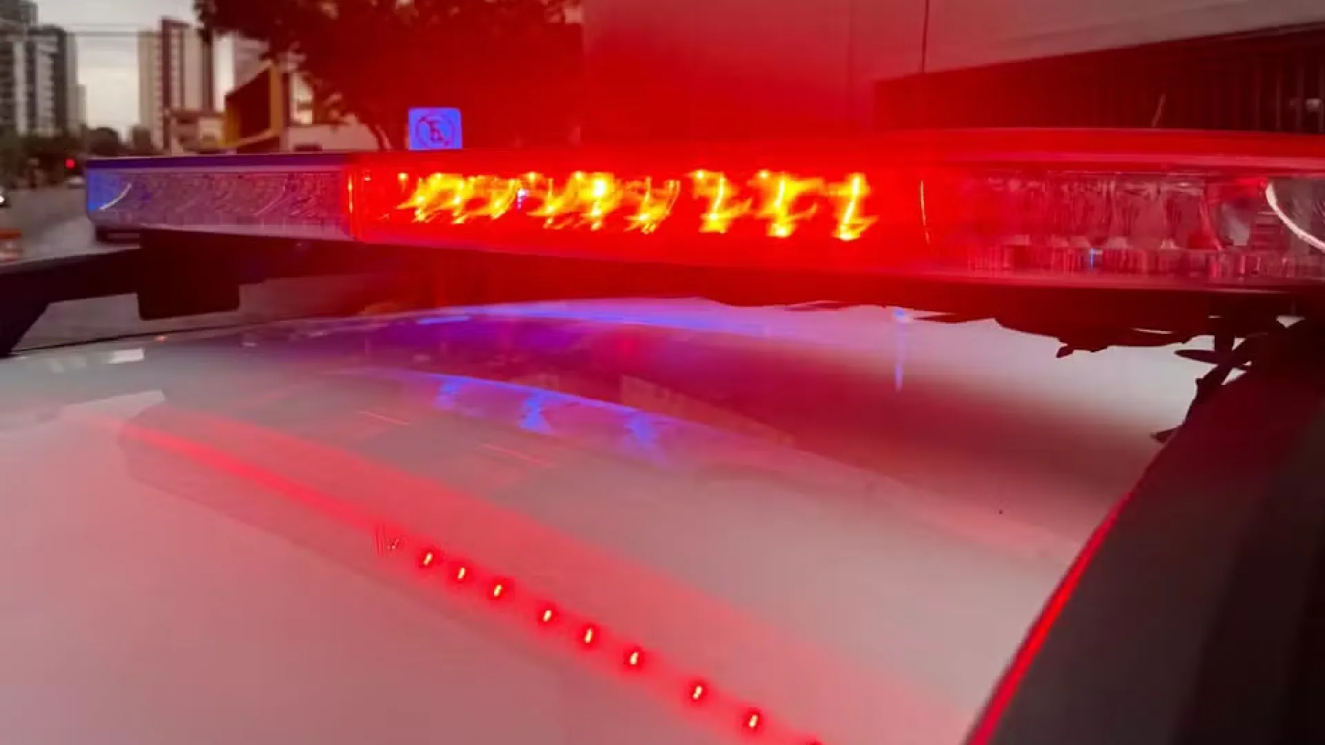 Homem é preso em flagrante por tentativa de feminicídio após atear fogo em carrinho de bebê no interior de SP 